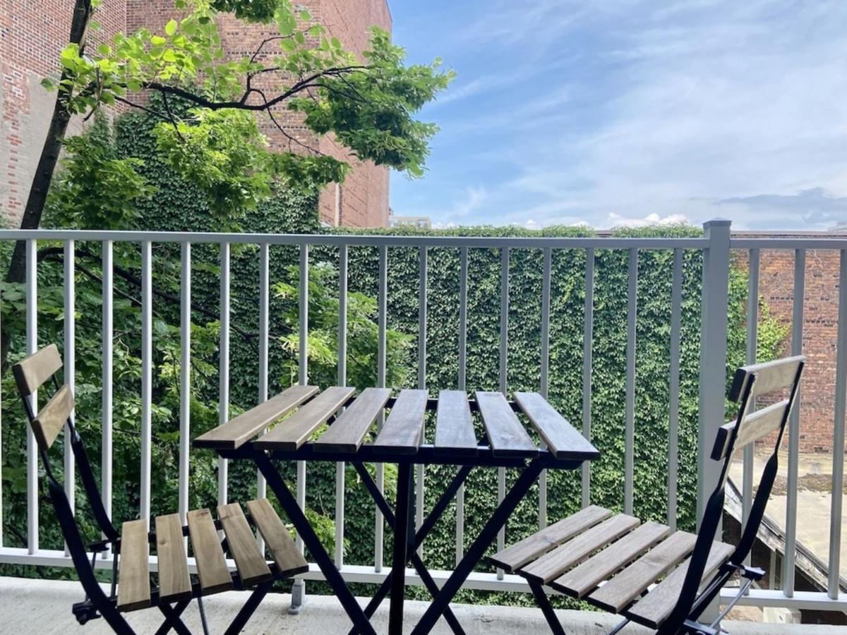 Appartement Condo Avec Terrasse Privee Dans Le Quartier Des Spectacles Montréal Eksteriør billede