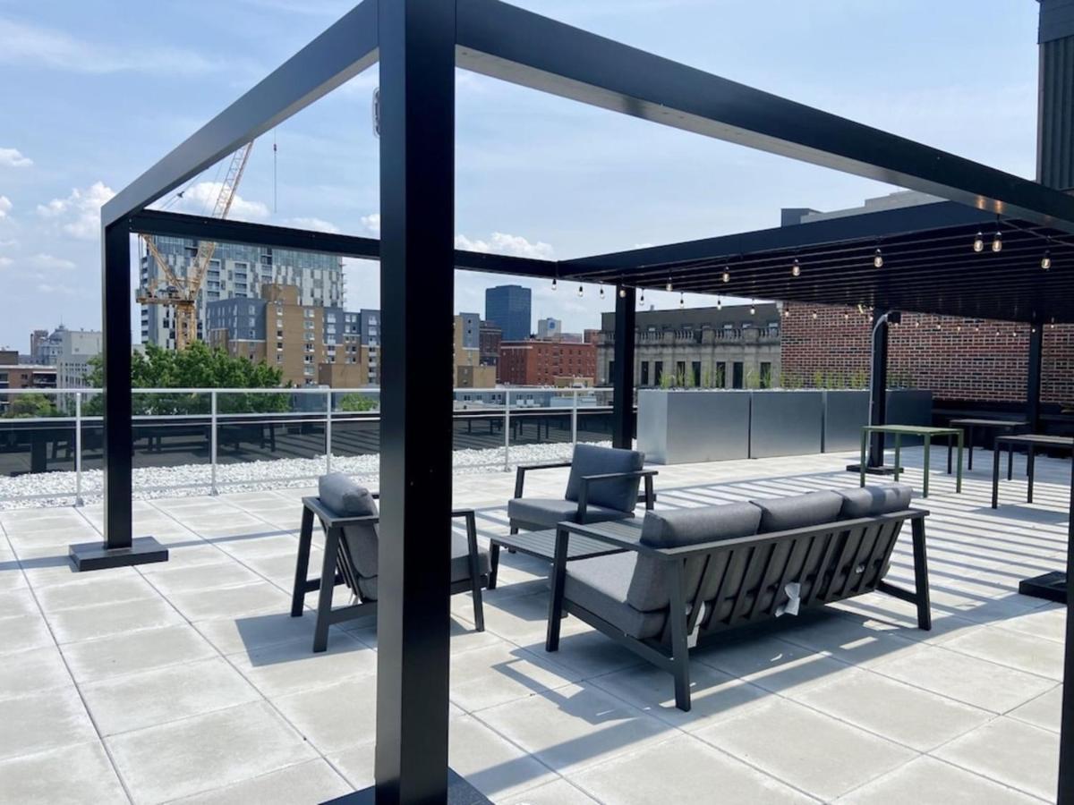 Appartement Condo Avec Terrasse Privee Dans Le Quartier Des Spectacles Montréal Eksteriør billede